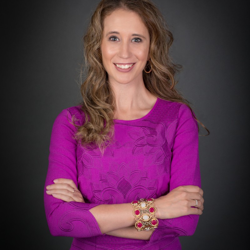 Lori McNeil